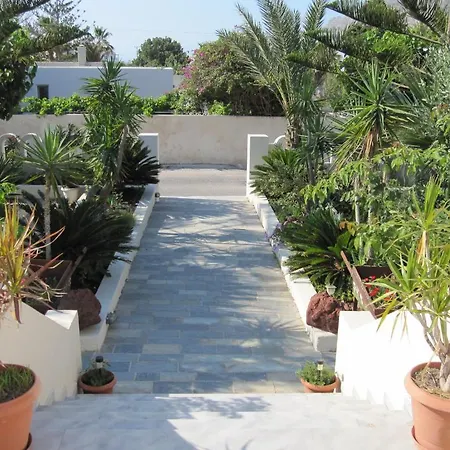 Nikos Karamolegkos 아파트