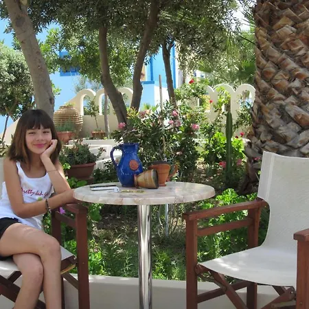 Villa Nikos Karamolegkos Kamari * Kamari (Santorini)