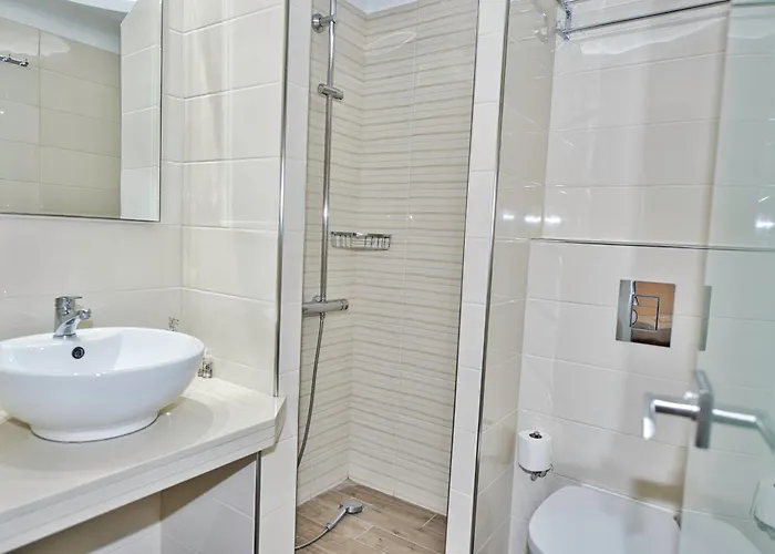 Nikos Karamolegkos Apartmán